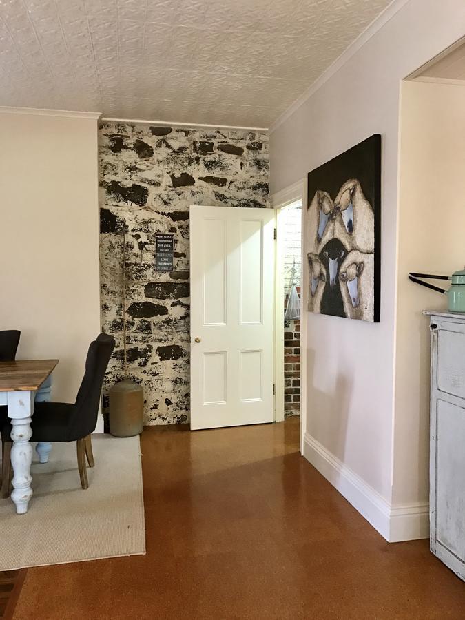 Robin Hoods Well Farm Stay Sassafras Exterior foto